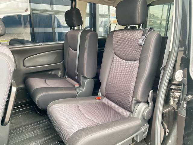 日産 セレナ ２．０ ハイウェイスター Ｓ－ＨＹＢＲＩＤ Ｖセレクション H25年 (九州・沖縄) 99