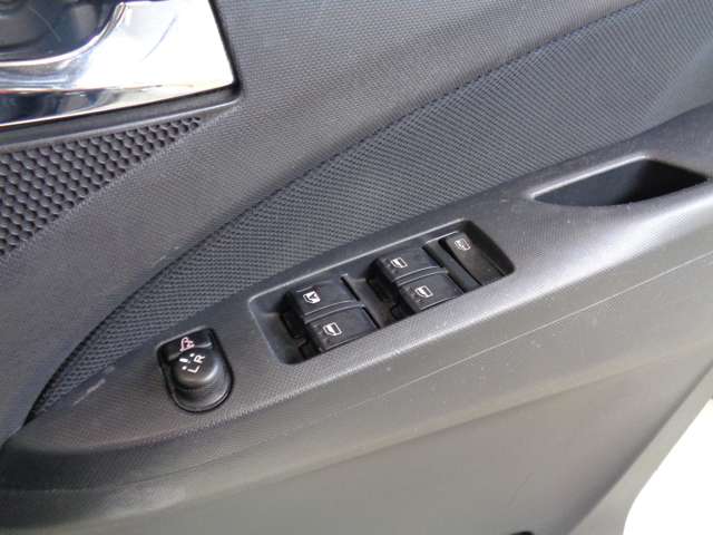 ダイハツ ムーヴ ６６０ カスタム ＲＳ ４ＷＤ H25年 () 99