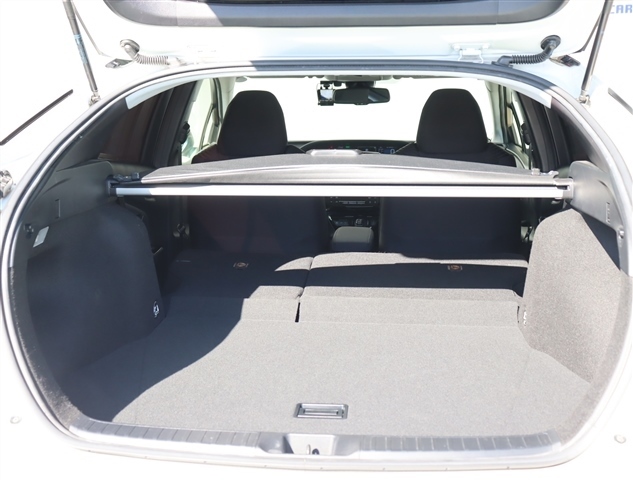 トヨタ プリウス １．８ Ｓ セーフティ プラス ツートーン H30年 (関東) 99