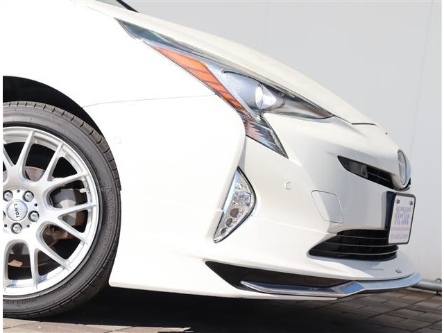 トヨタ プリウス １．８ Ｓ セーフティ プラス ツートーン H30年 (関東) 99