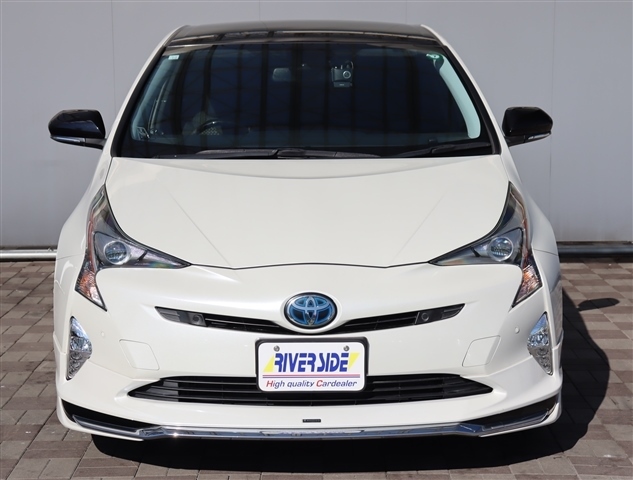 トヨタ プリウス １．８ Ｓ セーフティ プラス ツートーン H30年 (関東) 99