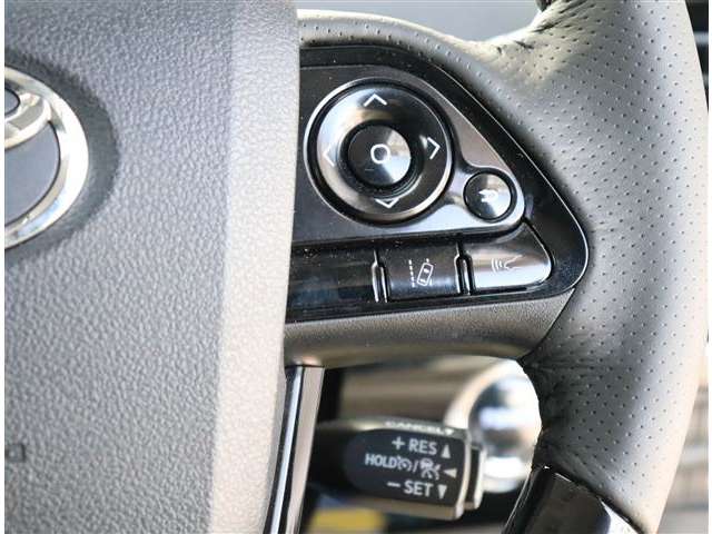 トヨタ プリウス １．８ Ｓ セーフティ プラス ツートーン H30年 (関東) 99