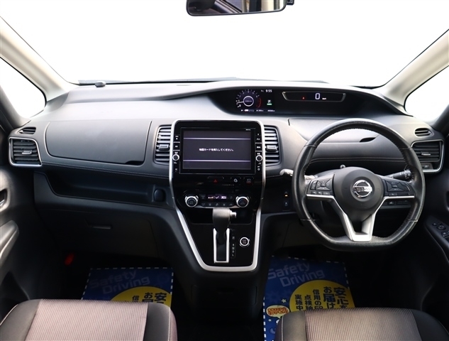 日産 セレナ ２．０ ハイウェイスター Ｖセレクション ４ＷＤ H29年 (関東) 99