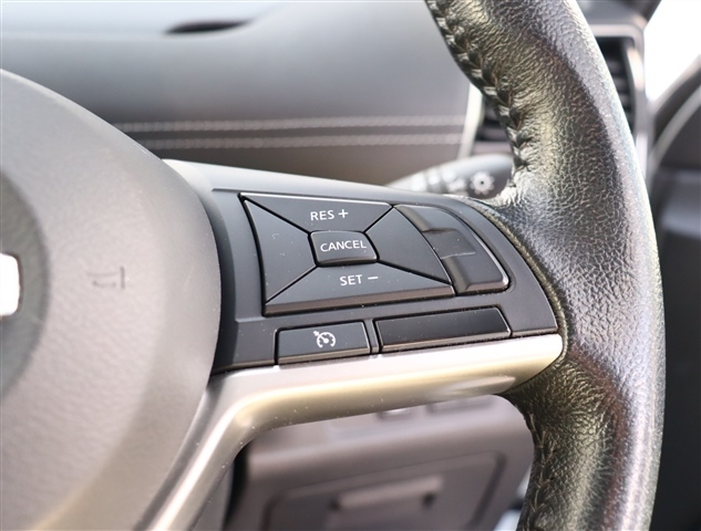 日産 セレナ ２．０ ハイウェイスター Ｖセレクション ４ＷＤ H29年 (関東) 99