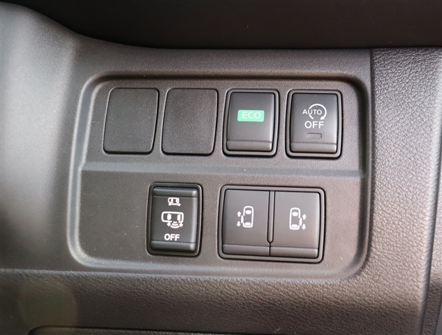 日産 セレナ ２．０ ハイウェイスター Ｖセレクション ４ＷＤ H29年 (関東) 99