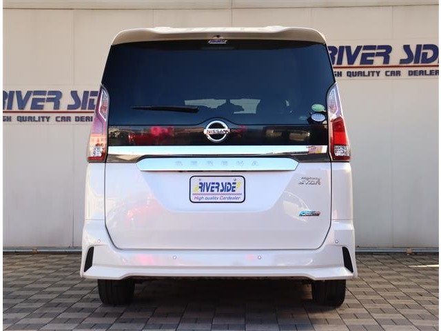 日産 セレナ ２．０ ハイウェイスター Ｖセレクション ４ＷＤ H29年 (関東) 99