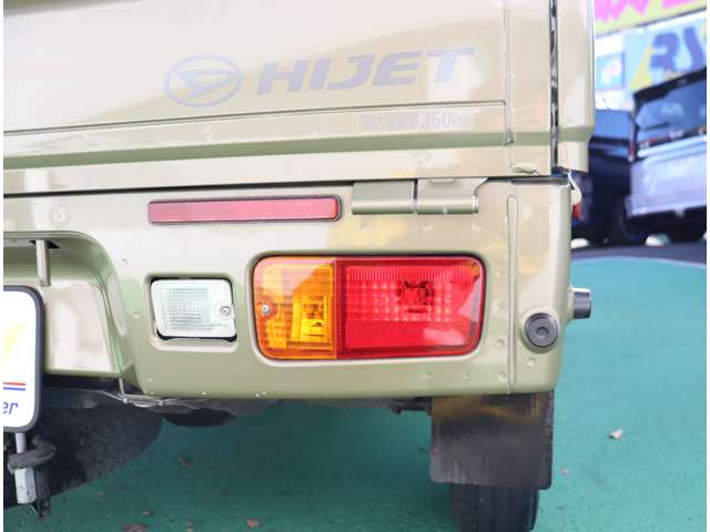 ダイハツ ハイゼットトラック ６６０ ジャンボ ３方開 R2年 (関東) 99