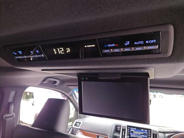 トヨタ グランエース ２．８ プレミアム ディーゼルターボ R5年 (中国) 99