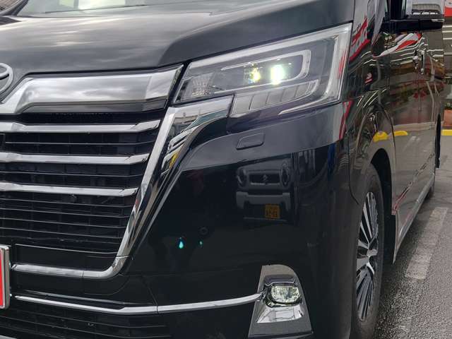 トヨタ グランエース ２．８ プレミアム ディーゼルターボ R5年 (中国) 99