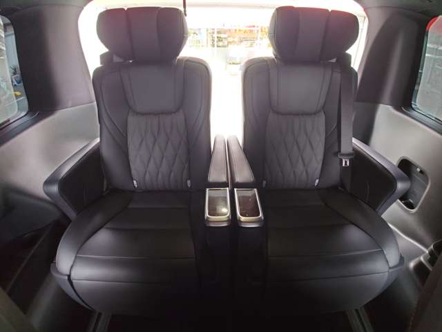 トヨタ グランエース ２．８ プレミアム ディーゼルターボ R5年 (中国) 99