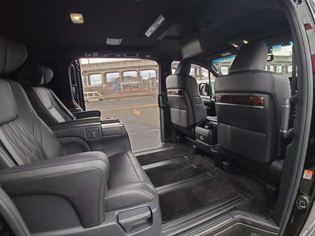 トヨタ グランエース ２．８ プレミアム ディーゼルターボ R5年 (中国) 99