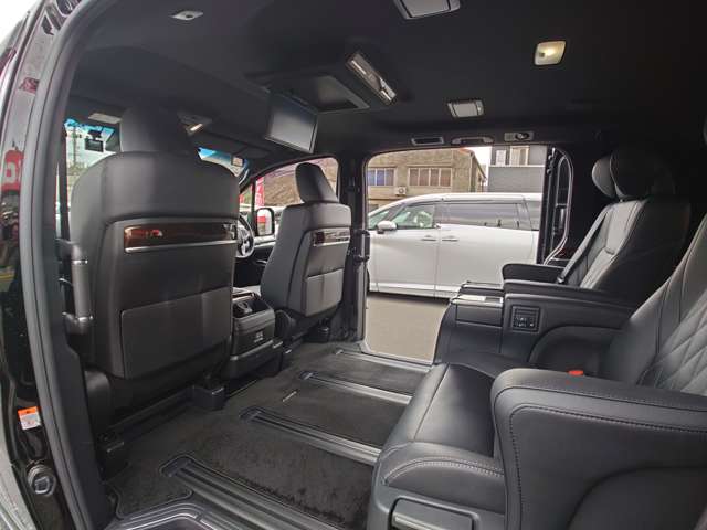 トヨタ グランエース ２．８ プレミアム ディーゼルターボ R5年 (中国) 99