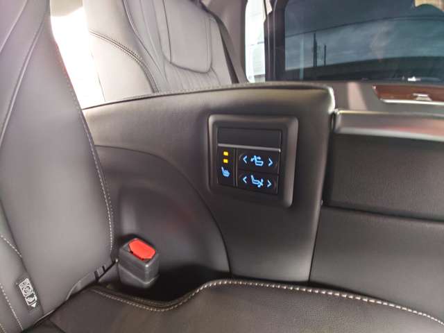 トヨタ グランエース ２．８ プレミアム ディーゼルターボ R5年 (中国) 99