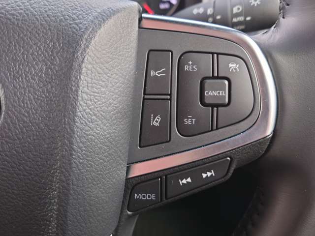 トヨタ グランエース ２．８ プレミアム ディーゼルターボ R5年 (中国) 99