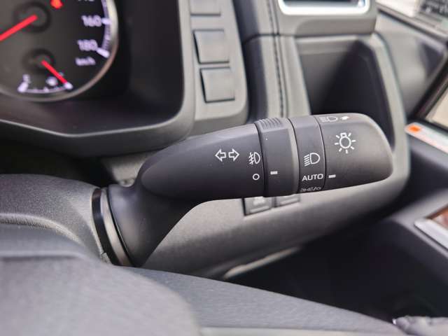 トヨタ グランエース ２．８ プレミアム ディーゼルターボ R5年 (中国) 99