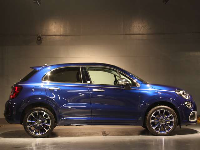 フィアット ５００Ｘ １．３ ＹＡＴＣＨ ＣＬＵＢ ＣＡＰＲＩ R3年 (関東) 99