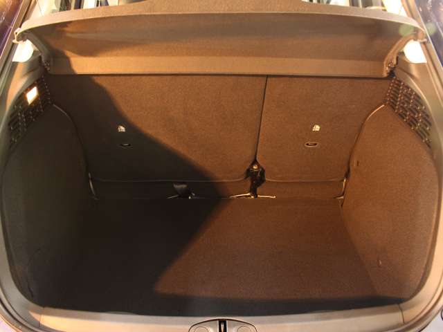 フィアット ５００Ｘ １．３ ＹＡＴＣＨ ＣＬＵＢ ＣＡＰＲＩ R3年 (関東) 99