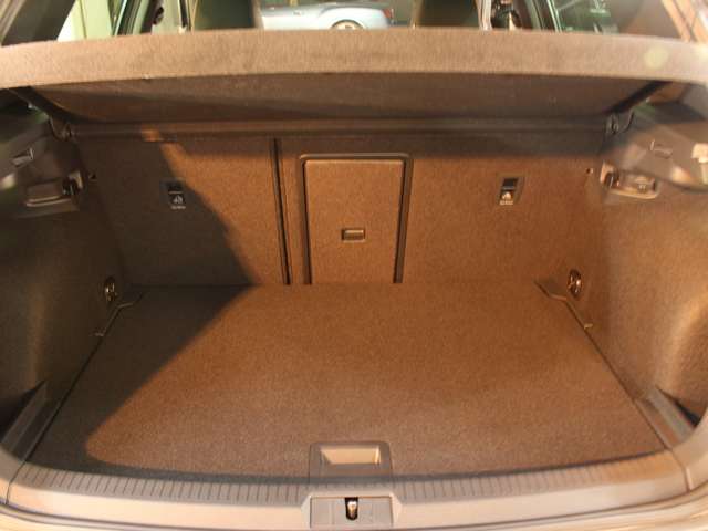 フィアット ５００Ｘ １．３ ＹＡＴＣＨ ＣＬＵＢ ＣＡＰＲＩ R3年 (関東) 99