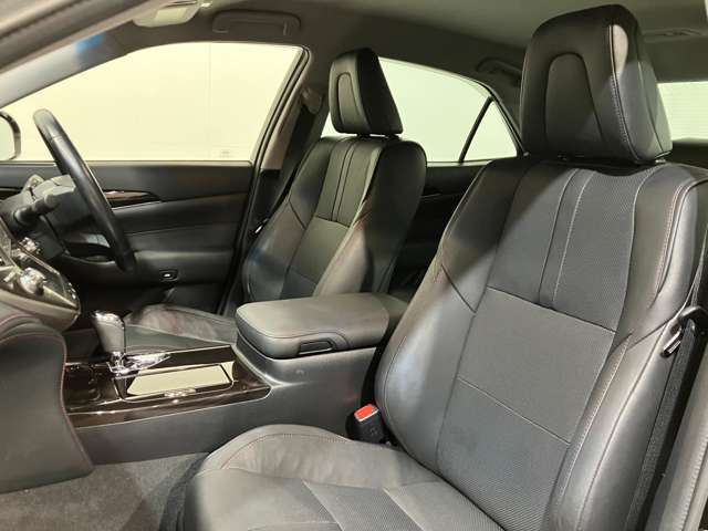 トヨタ クラウンアスリート ２．５ Ｓ Ｉ－ＦＯＵＲ ４ＷＤ H27年 (北海道) 99