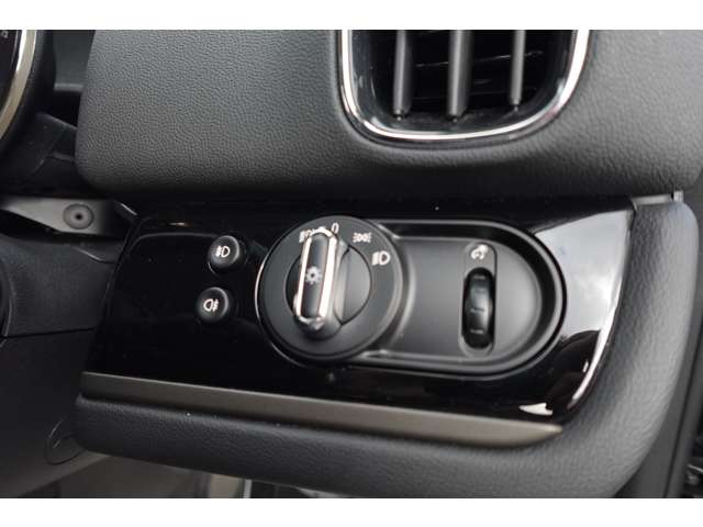 ミニ ミニクロスオーバー クーパー ＳＤ オール４ ４ＷＤ R3年 (近畿) 99