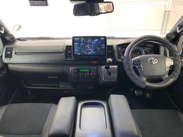 トヨタ ハイエースバン ２．８ スーパーＧＬ ダークプライムＩＩ ロングボディ ディーゼルターボ ４ＷＤ R2年 (北海道) 99