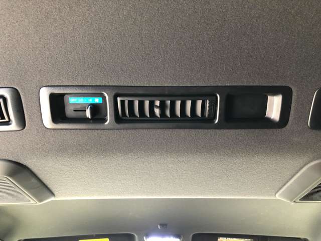 トヨタ ハイエースバン ２．８ スーパーＧＬ ダークプライムＩＩ ロングボディ ディーゼルターボ ４ＷＤ R2年 (北海道) 99