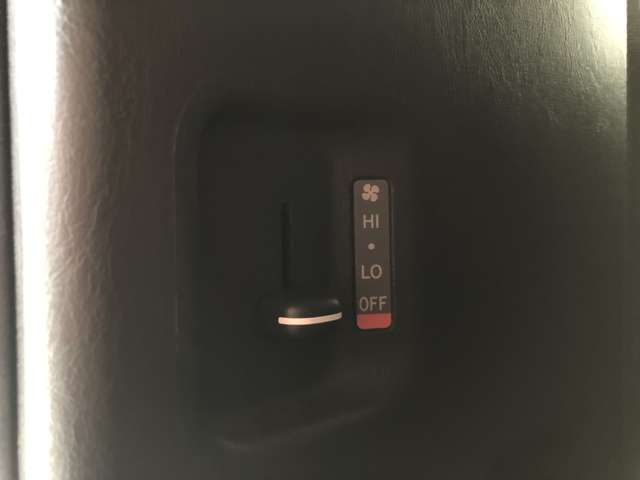 トヨタ ハイエースバン ２．８ スーパーＧＬ ダークプライムＩＩ ロングボディ ディーゼルターボ ４ＷＤ R2年 (北海道) 99