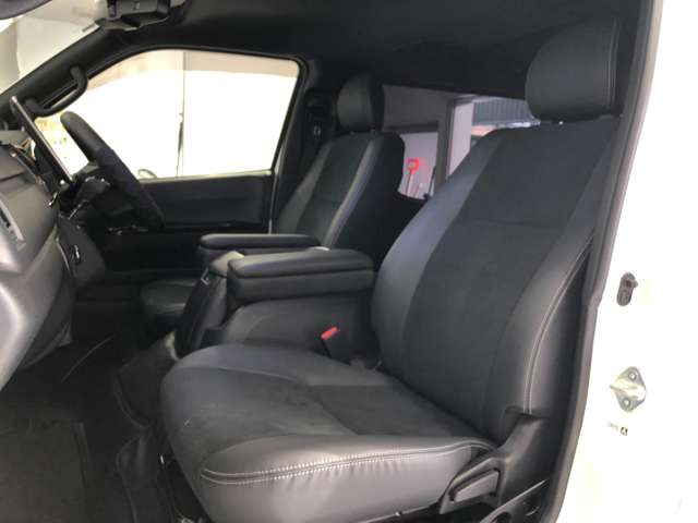 トヨタ ハイエースバン ２．８ スーパーＧＬ ダークプライムＩＩ ロングボディ ディーゼルターボ ４ＷＤ R2年 (北海道) 99