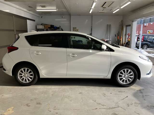 トヨタ オーリス １．５ １５０Ｘ Ｓパッケージ ４ＷＤ H28年 (北海道) 99