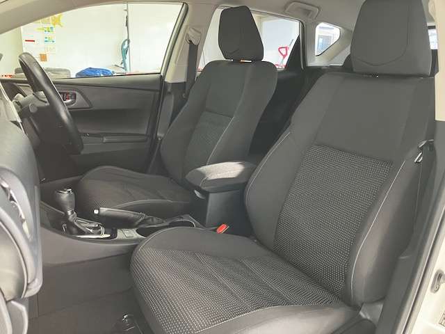 トヨタ オーリス １．５ １５０Ｘ Ｓパッケージ ４ＷＤ H28年 (北海道) 99