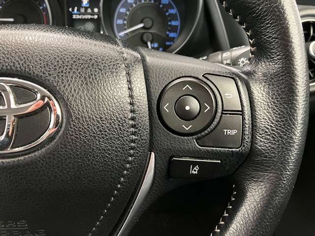 トヨタ オーリス １．５ １５０Ｘ Ｓパッケージ ４ＷＤ H28年 (北海道) 99