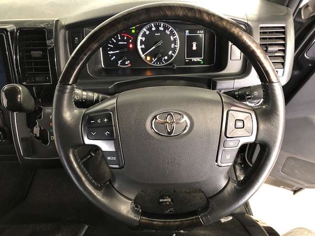 トヨタ ハイエースバン ２．８ スーパーＧＬ ダークプライムＩＩ ロングボディ ディーゼルターボ ４ＷＤ R2年 (北海道) 99