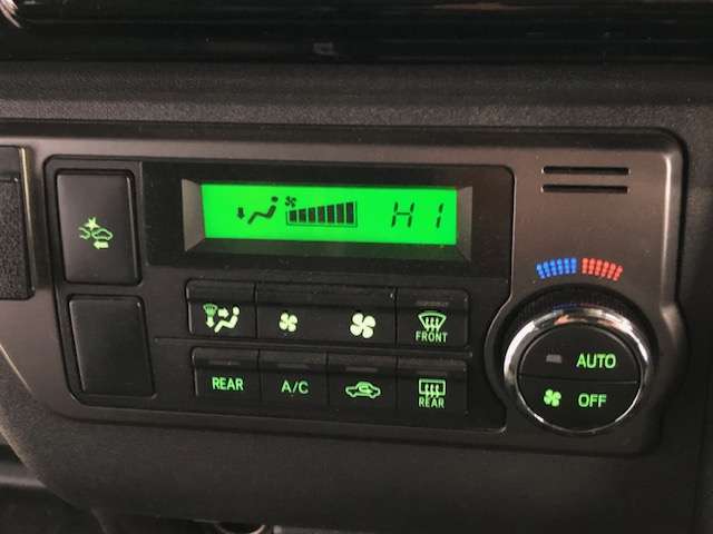 トヨタ ハイエースバン ２．８ スーパーＧＬ ダークプライムＩＩ ロングボディ ディーゼルターボ ４ＷＤ R2年 (北海道) 99