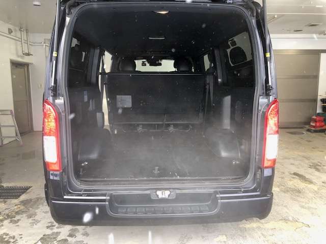 トヨタ ハイエースバン ２．８ スーパーＧＬ ダークプライムＩＩ ロングボディ ディーゼルターボ ４ＷＤ R2年 (北海道) 99