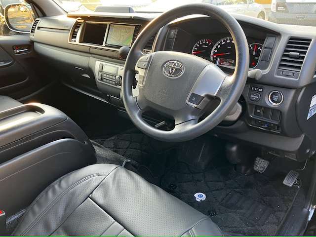 トヨタ ハイエースワゴン ２．７ ＧＬ ロング ミドルルーフ ４ＷＤ R1年 (北海道) 99