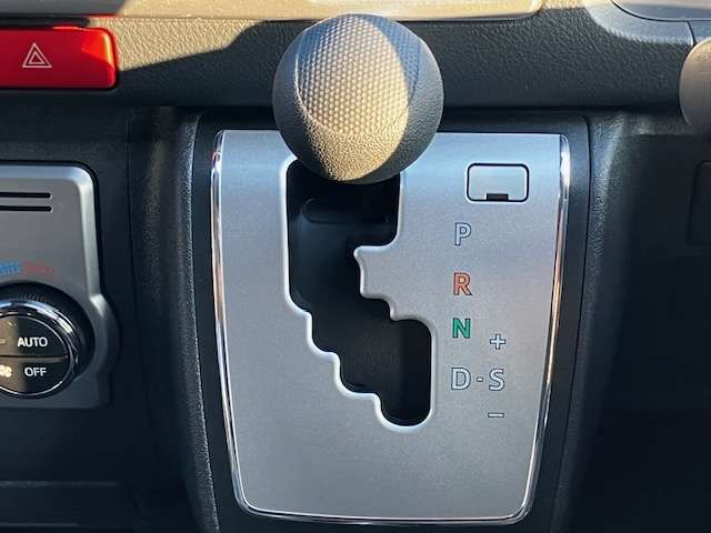 トヨタ ハイエースワゴン ２．７ ＧＬ ロング ミドルルーフ ４ＷＤ R1年 (北海道) 99