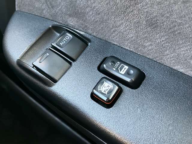 トヨタ ハイエースワゴン ２．７ ＧＬ ロング ミドルルーフ ４ＷＤ R1年 (北海道) 99