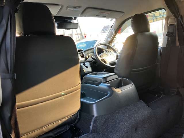 トヨタ ハイエースワゴン ２．７ ＧＬ ロング ミドルルーフ ４ＷＤ R1年 (北海道) 99
