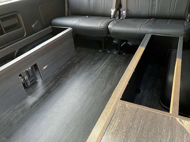 トヨタ ハイエースワゴン ２．７ ＧＬ ロング ミドルルーフ ４ＷＤ R1年 (北海道) 99