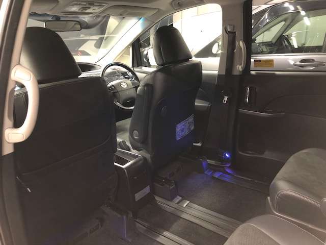 トヨタ エスティマ ２．４ アエラス ４ＷＤ H25年 (北海道) 99