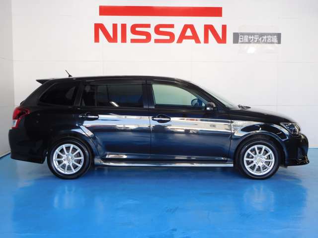 トヨタ カローラフィールダー　ハイブリッド １．５ ハイブリッド Ｇ エアロツアラー Ｗ×Ｂ H26年 (九州・沖縄) 99