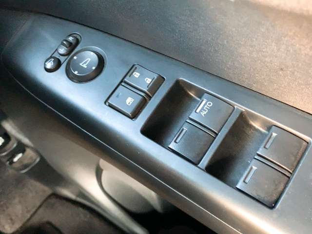 ホンダ Ｎ　ＢＯＸ ６６０ Ｇ Ｌパッケージ H26年 (九州・沖縄) 99