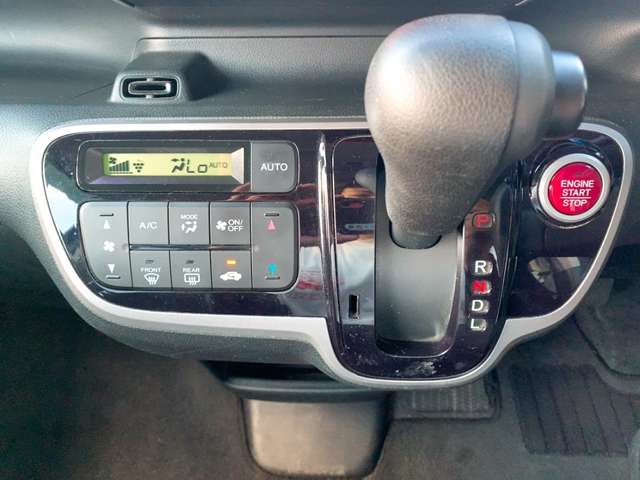 ホンダ Ｎ　ＢＯＸ ６６０ Ｇ Ｌパッケージ H26年 (九州・沖縄) 99