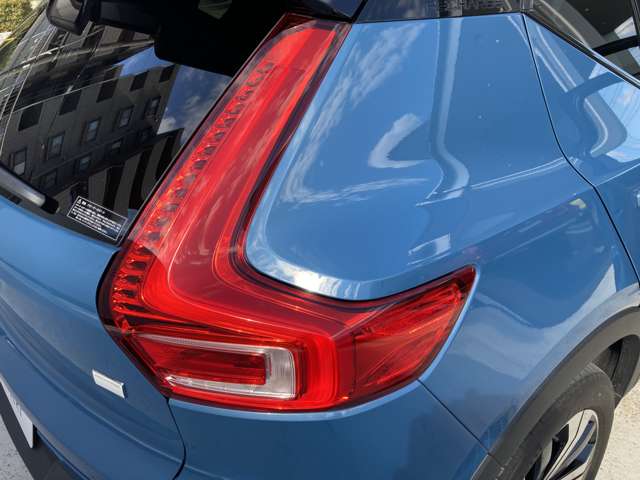 ボルボ ＸＣ４０リチャージ プラス シングルモーター R4年 (関東) 99