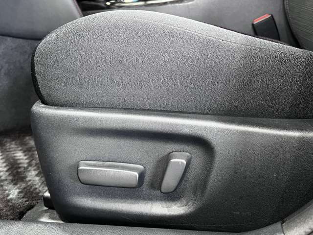 トヨタ クラウンアスリート ２．０ Ｓ－Ｔ H27年 (関東) 99