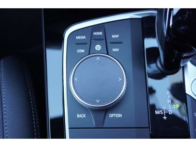 ＢＭＷ １シリーズ １１８Ｄ Ｍスポーツ ディーゼルターボ R6年 (近畿) 99