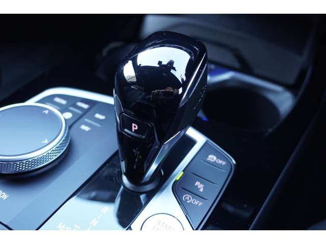 ＢＭＷ １シリーズ １１８Ｄ Ｍスポーツ ディーゼルターボ R6年 (近畿) 99