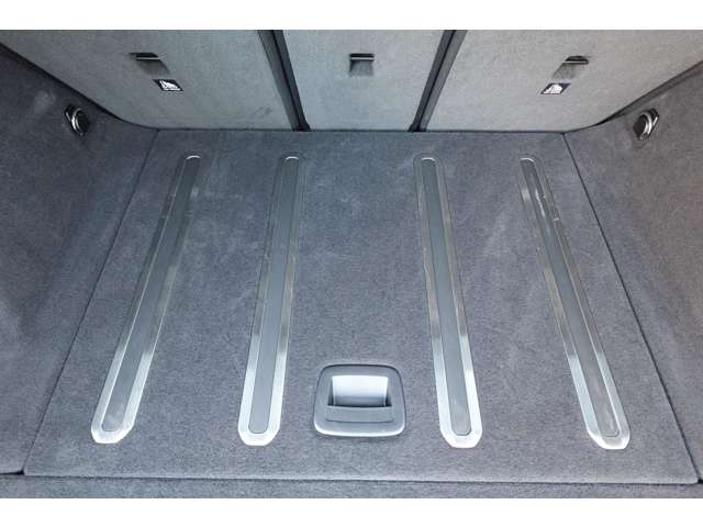 ＢＭＷ ３シリーズ ３２０Ｉ Ｍスポーツ R6年 (近畿) 99