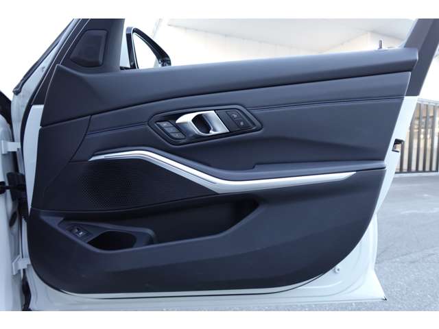 ＢＭＷ ３シリーズ ３２０Ｉ Ｍスポーツ R6年 (近畿) 99