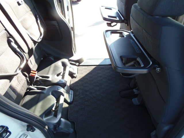 ホンダ Ｎ　ＢＯＸ カスタム ６６０ Ｌ R5年 (東海) 99